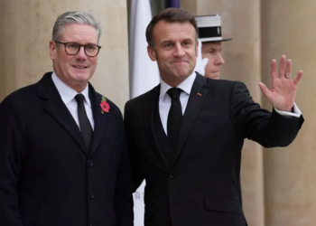 Macron i Starmer commemoren la Primera Guerra Mundial i mostren suport a Ucraïna