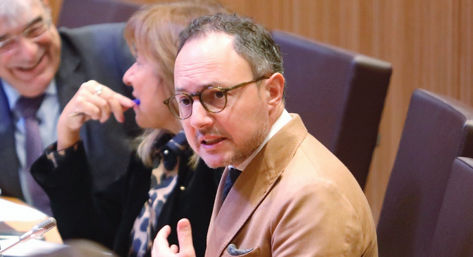 Espot defensa la inversió en digitalització i diu que Andorra està per sobre de la mitjana europea