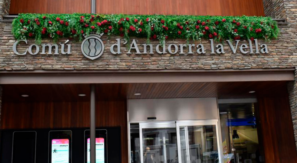 Façana del comú d'Andorra la Vella.