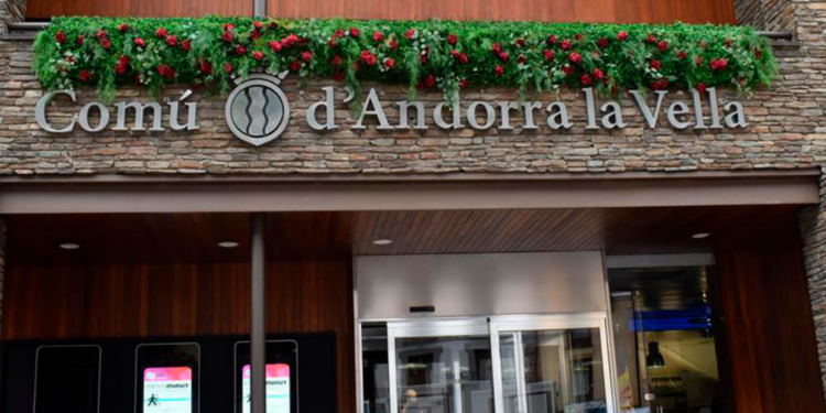 Façana del comú d'Andorra la Vella.