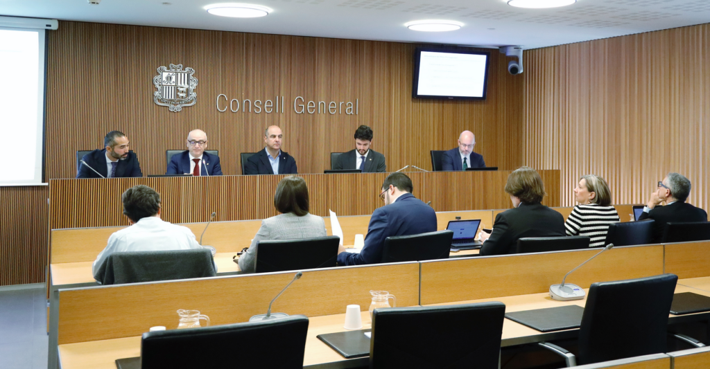 compareixença del ministre de Finances, Ramon Lladós