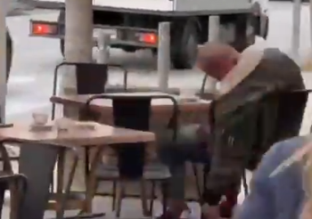 L'home assassinat a la terrassa.