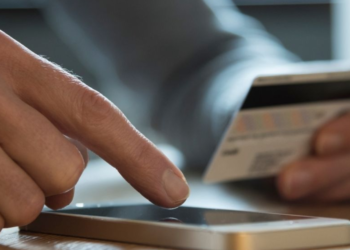 Els consells de la policia per a evitar les estafes durant el Black Friday