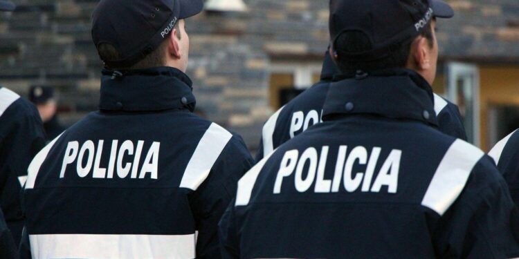 Agents de policia. Foto: ANA.