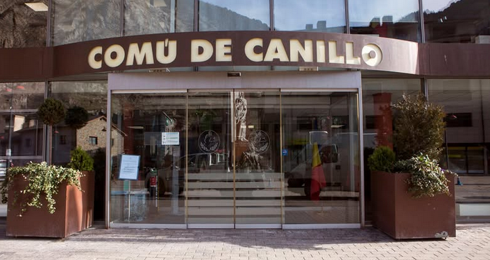 Façana del comú de Canillo.