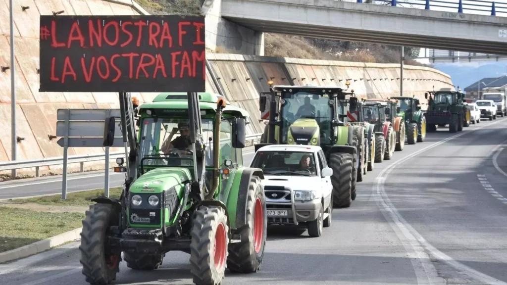 'Els pagesos catalans tornaran a usar Andorra com a ostatge tallant l'accés'