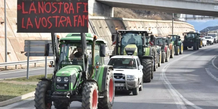 'Els pagesos catalans tornaran a usar Andorra com a ostatge tallant l'accés'