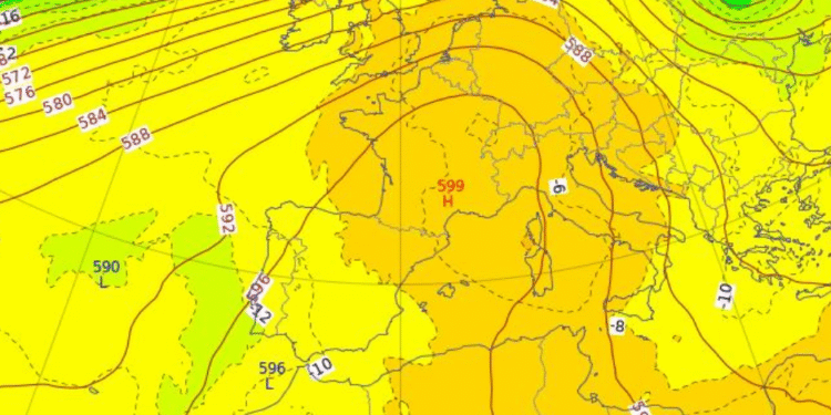 Andorra viu un dissabte de calor extrema amb avís groc activat