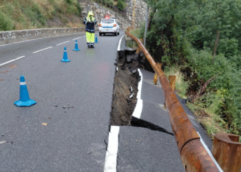 Els desperfectes a la carretera de la Rabassa a conseqüència de la pluja.