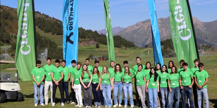 Creand dona el tret de sortida a les estades d’estiu amb 32 joves en formació
