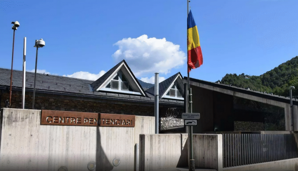 Una imatge d'arxiu de l'entrada al centre penitenciari de la Comella.