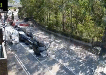 Retencions a la carretera entre Andorra i la Seu per accedir al país