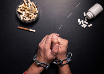 Artur Homs creu que les addiccions són un tema greu, però que l’estat no ha de pagar un pla per combatre-les