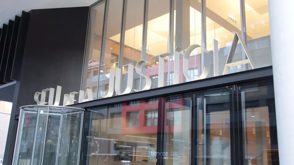 Façana de la Seu de la Justícia. Foto: Arxiu.