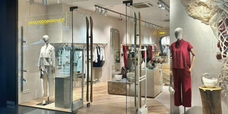 Adolfo Domínguez obre una botiga a Andorra