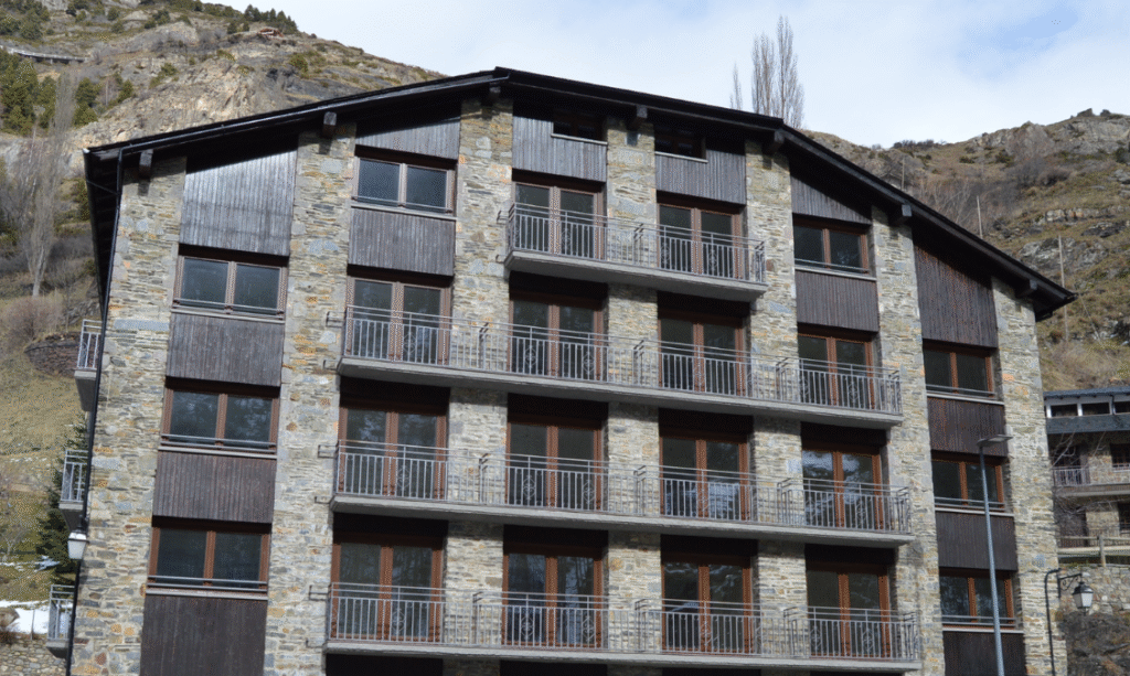 L'immoble de pisos de lloguer a preu assequible a Canillo.