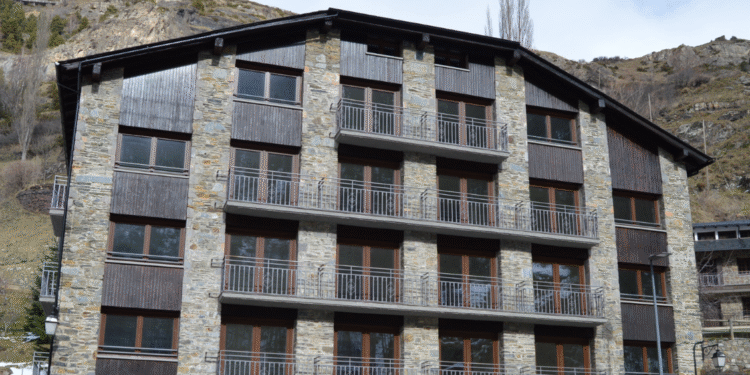 L'immoble de pisos de lloguer a preu assequible a Canillo.