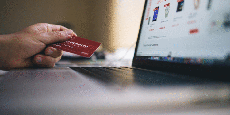 La majoria de les reclamacions a Consum són per retornar els diners d’una compra en línia