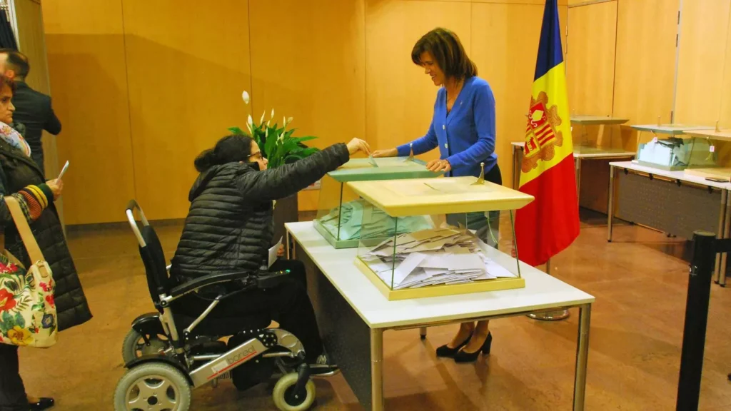 Si la coalició CC-Liberals és l'embrió d'una formació que agrupi la dreta tradicional amenaça amb treure Andorra Endavant la clau de la governabilitat
