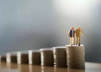 Imatge referencial de l'aportació a les pensions. Foto: Google.