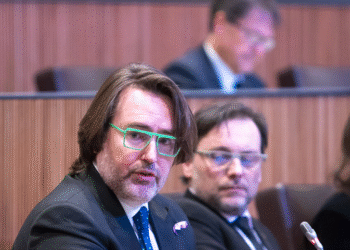 Ciutadans Compromesos i Liberals negocien una coalició que pot derivar en el nou partit de dretes