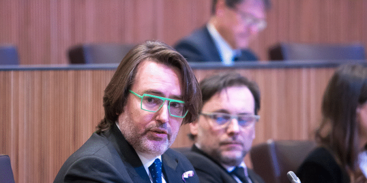 Ciutadans Compromesos i Liberals negocien una coalició que pot derivar en el nou partit de dretes