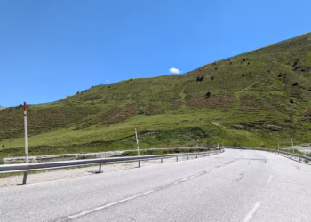 Imatge de l'RN22, la carretera per accedir al Pas des de França. Foto: Wikimedia.