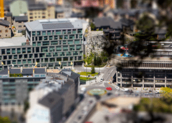Vista aèria de l'edifici administratiu de Govern.