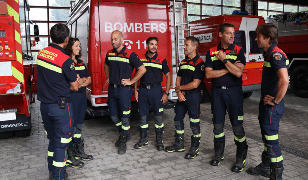 Els bombers que es van desplaçar a Astúries.