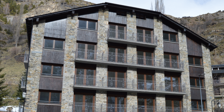 Adjudicats dos nous pisos de lloguer assequible de Canillo