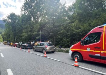 I,atge de l'afectació per l'accident en el trànsit cpa a Andorra. Foto: F.A.