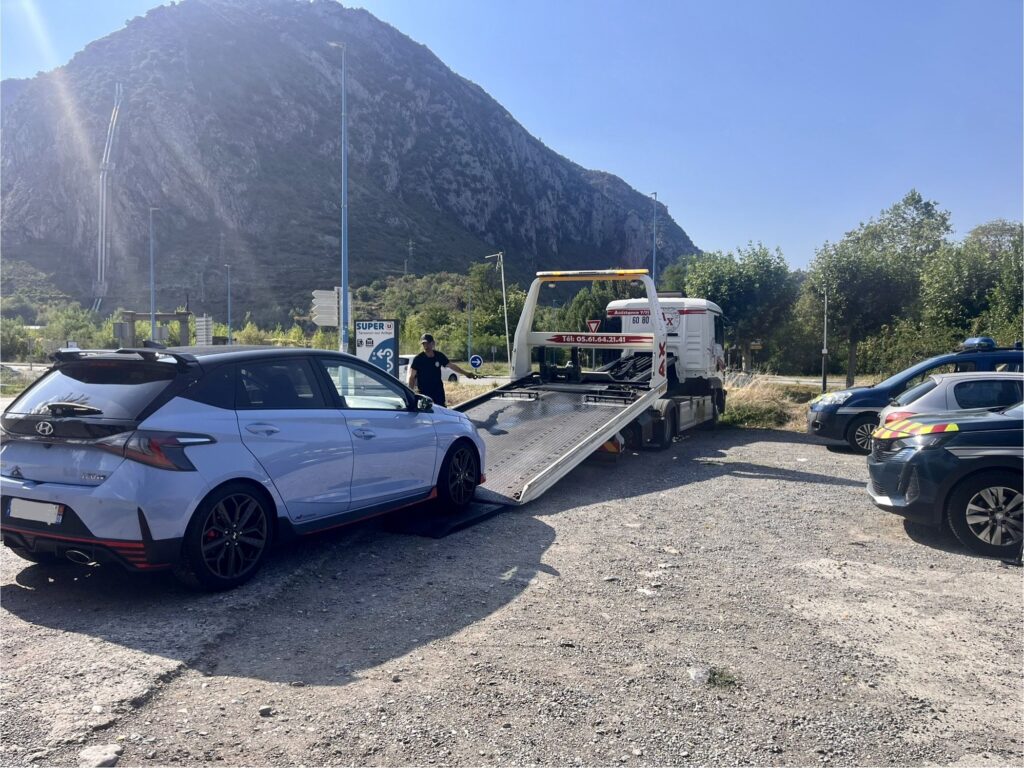 Retirada del vehicle 'caçat' a 171 km/h. Foto: LDM.
