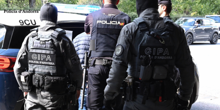 Moment de l'extradició.