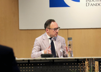 Xavier Espot a la Cambra de Comerç.