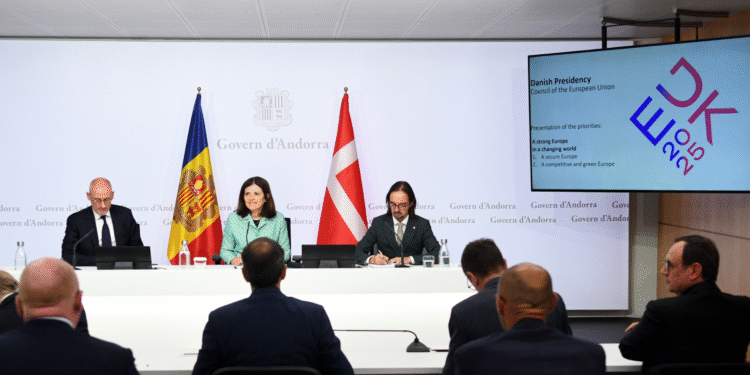 Confiança en què l’acord d’associació se signarà abans de finals d’any