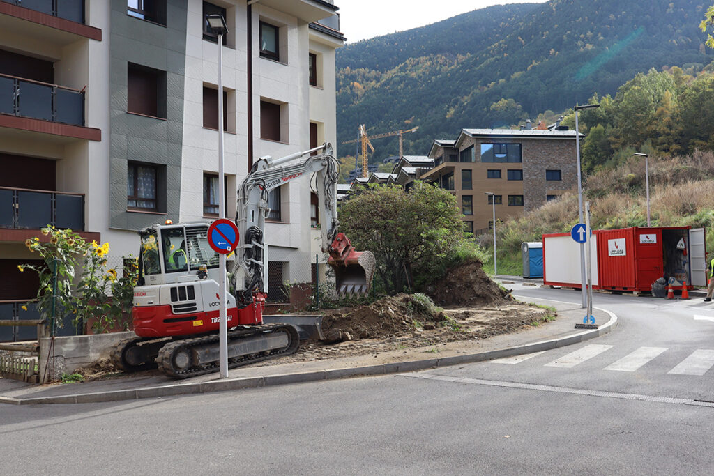 Un tram del carrer de la Clota Verda en obres. Foto: M. R. (ANA)