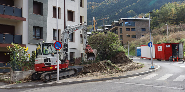 Un tram del carrer de la Clota Verda en obres. Foto: M. R. (ANA)