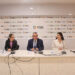 La presidenta d'Unicef Andorra, Marianela Vila, el director general de FEDA, Albert Moles, i la tècnica de sensibilització d'Unicef, Aina Segarra. Foto: M. R. (ANA)