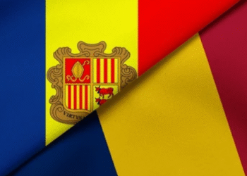 Banderes d'Andorra i Romania.