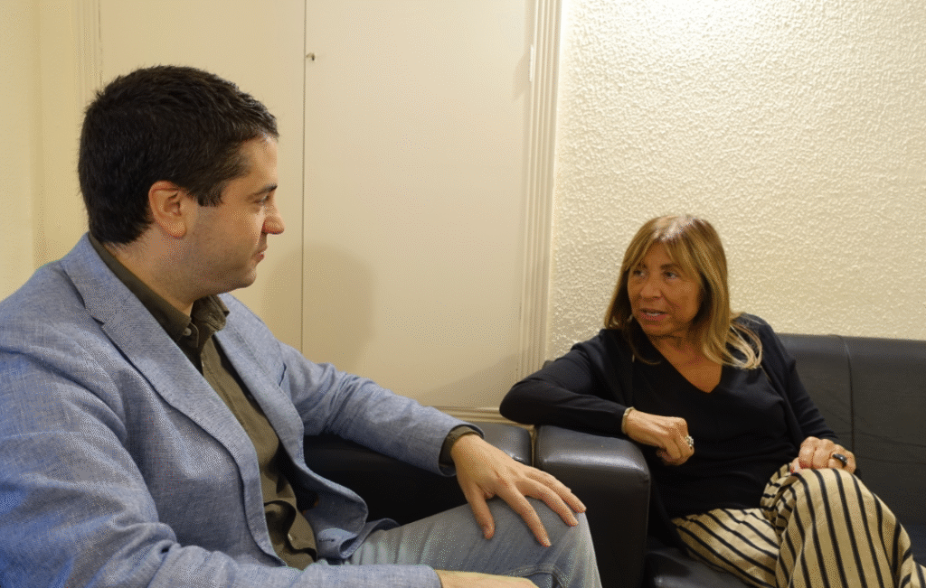 Un moment de la trobada entre l’alcalde de la Seu d’Urgell, Joan Barrera, i la ministra de Presidència, Economia, Treball i Habitatge, Conxita Marsol, del passat divendres.