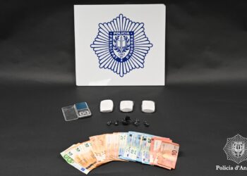 La droga i els diners comissats per la policia. Foto: Policia d'Andorra
