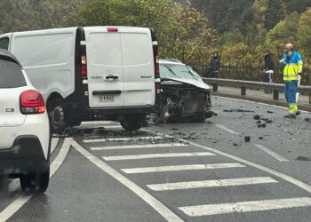 L'estat dels vehicles després de l'accident.