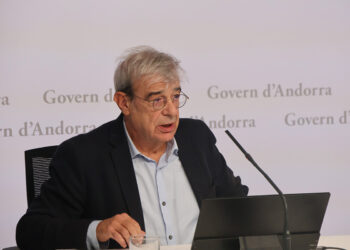 Moratòria de noves universitats fins a establir una estratègia nacional