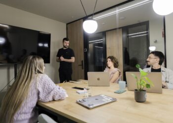 Grup Bomosa rep el distintiu Llum Verda de FEDA
