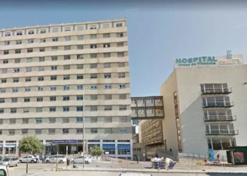 L'acompanyant de Carlos està ingressada a l'Arnau de Vilanova. Foto: Google.