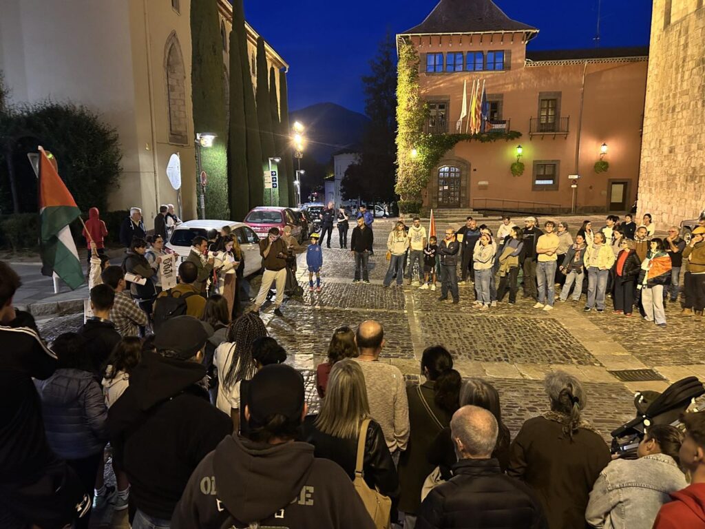 Concentració per la flotilla a la Seu d'Urgell. Foto: RàdioSeu