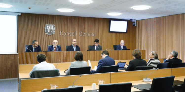 Una compareixença del ministre de Finances, Ramon Lladós, davant la comissió legislativa de Finances i Pressupost.