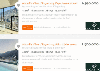 Imatge de les ofertes dels dos àtics.