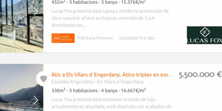 Imatge de les ofertes dels dos àtics.