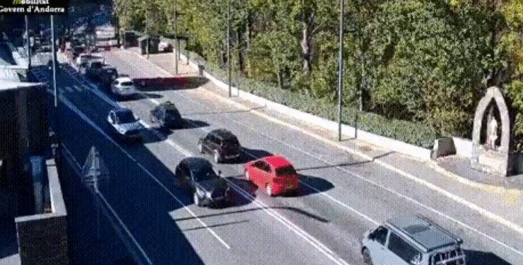 Retencions per entrar i sortir d’Andorra per la frontera espanyola